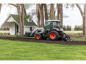 Bob Cat 5000 Platform Compact Tractors