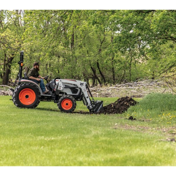 Bob Cat 2000 Platform Compact Tractors