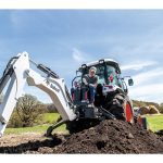 Bob Cat 2000 Platform Compact Tractors