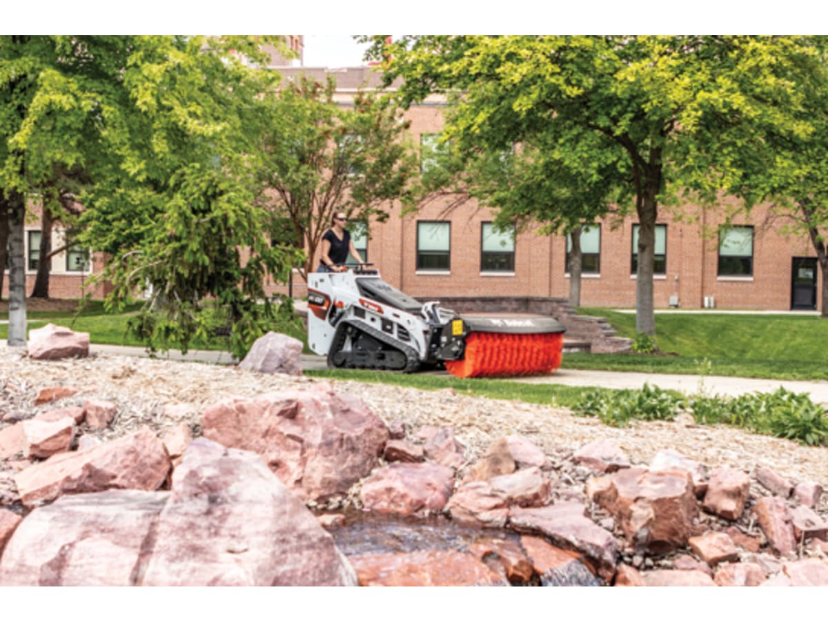 Bob Cat MT100 Mini Track Loader