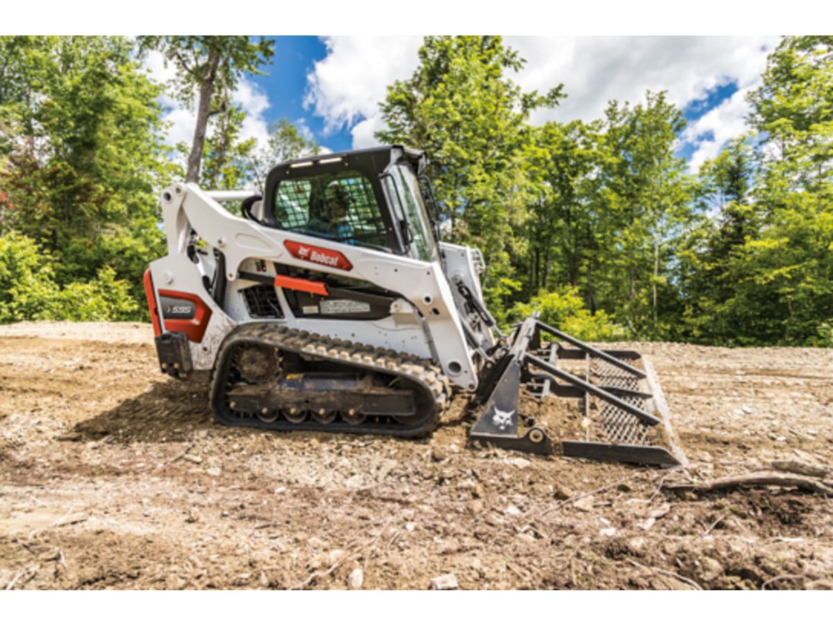 Bob Cat T595 Compact Track Loader