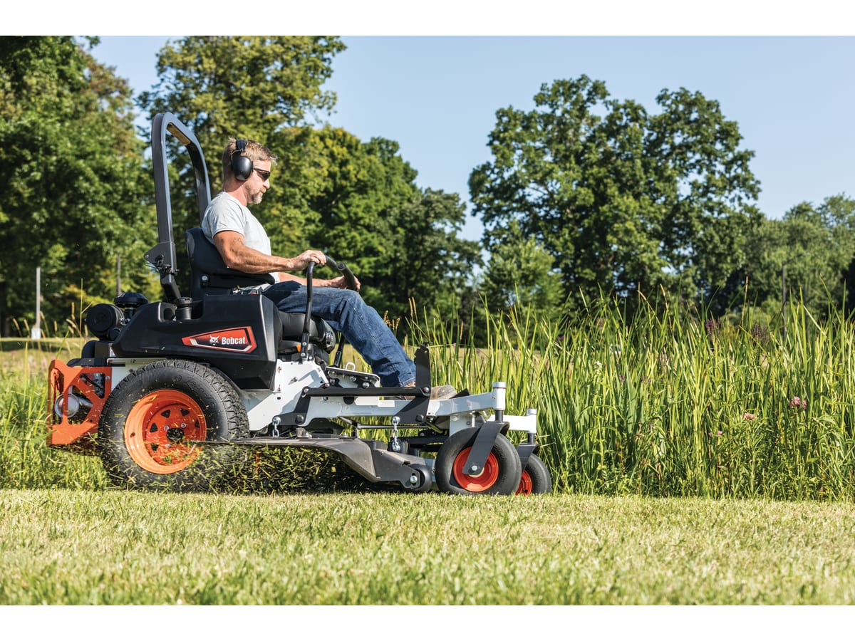 Bob Cat ZT5000 Zero-Turn Mower