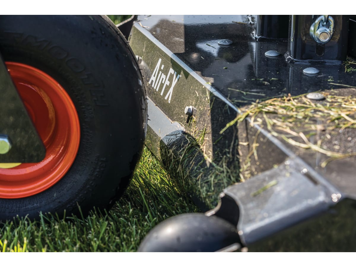 Bob Cat ZT5000 Zero-Turn Mower