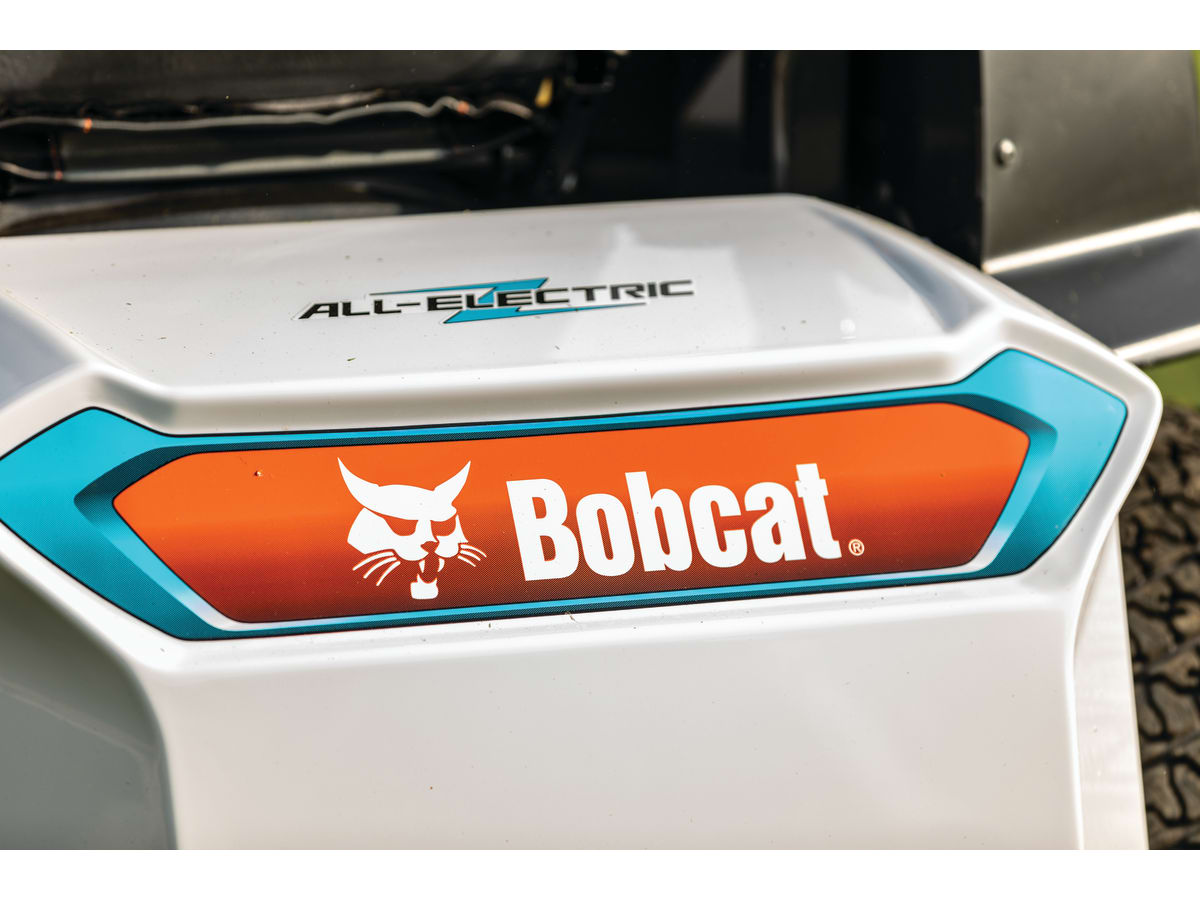 Bob Cat ZT6000e Electric Zero-Turn Mower